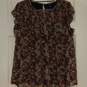 Floral Short Ruffle Sleeve Blouse in Rust